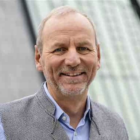Prof. Dr. Gerald Lembke